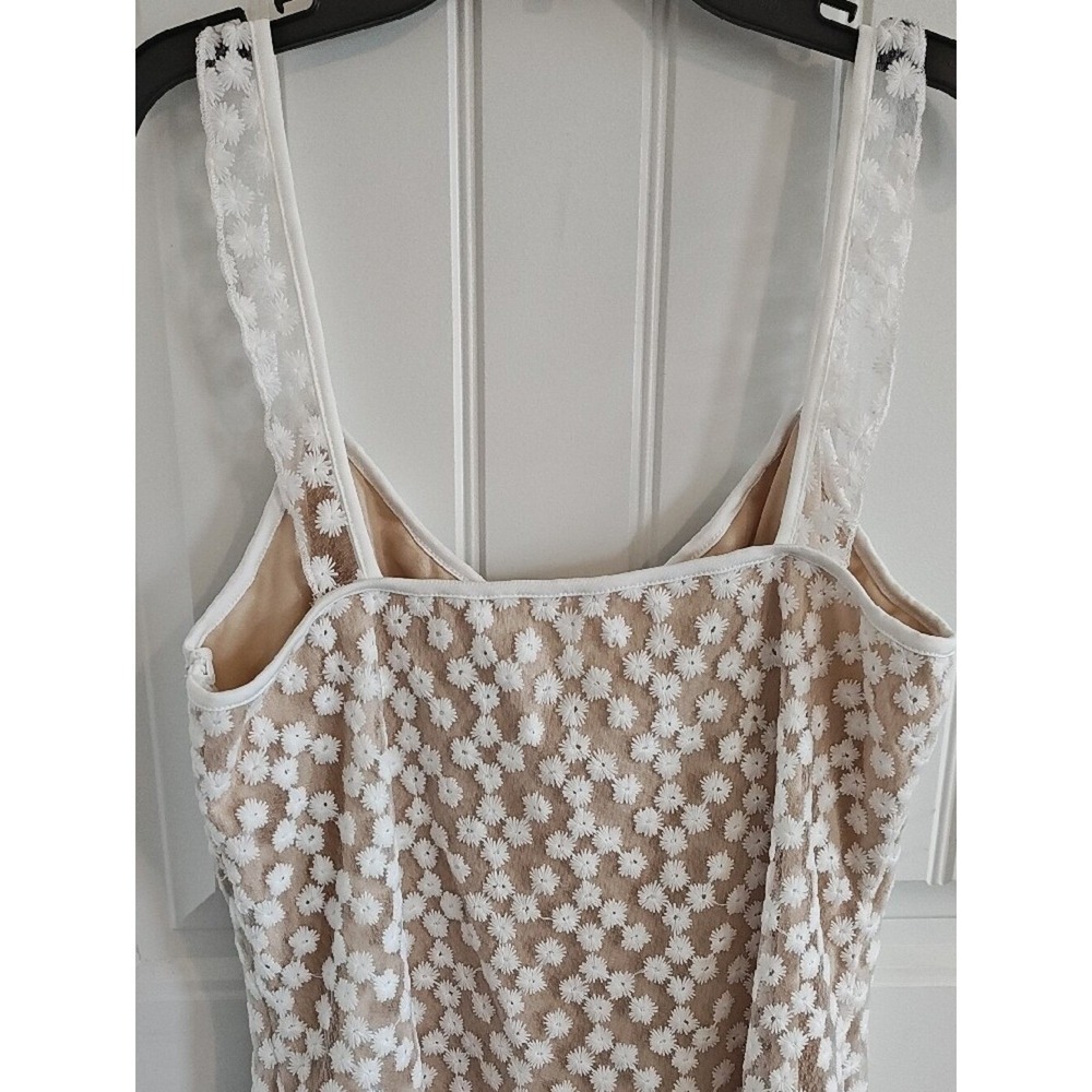 White Floral Daisy Lace Mini Dress Tie Front Ruffle Hem Nude Lining XL Beach - Picture 6 of 16